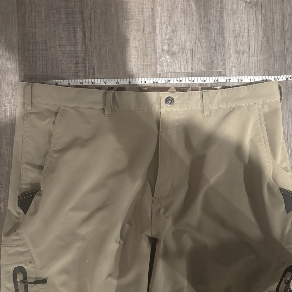 DRAKE Sz 42 Waterfowl Stretch Tech Hunting Pants Khaki Zip Pockets Bungee Hem - Picture 6 of 9
